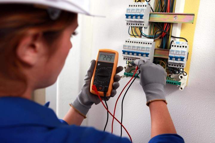 Mise aux normes électriques Fréjus